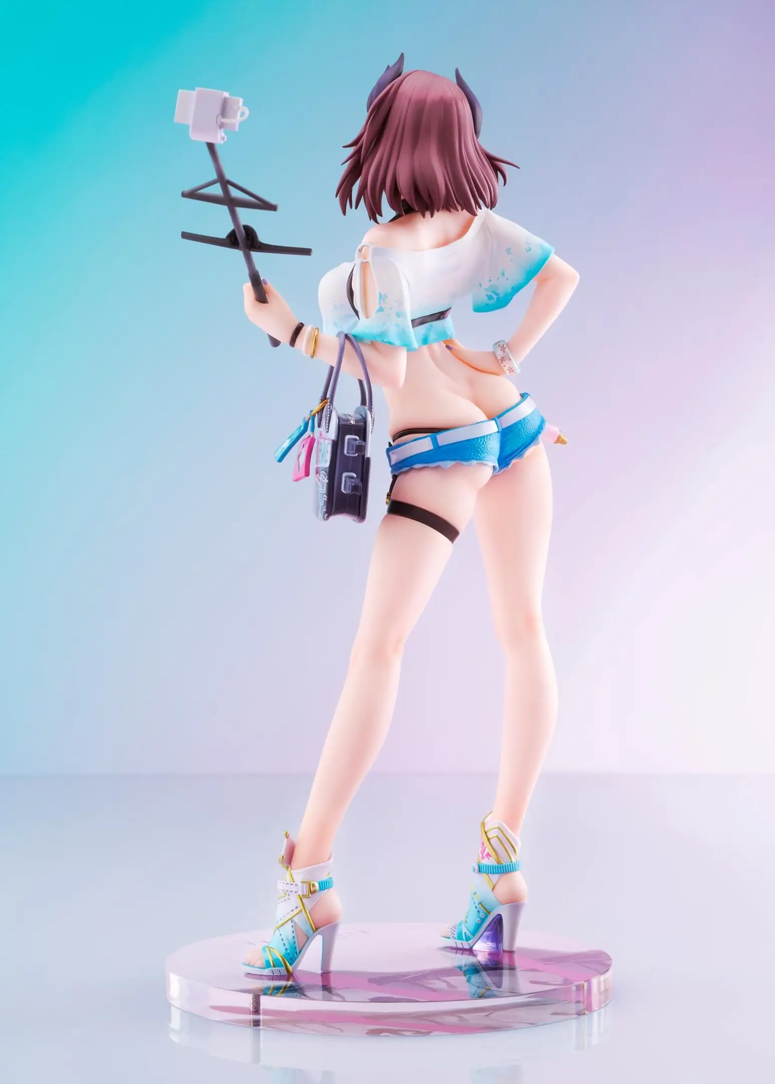 Figurine Kirishima Ver. Bravely Summer de Azur Lane par Mimeyoi